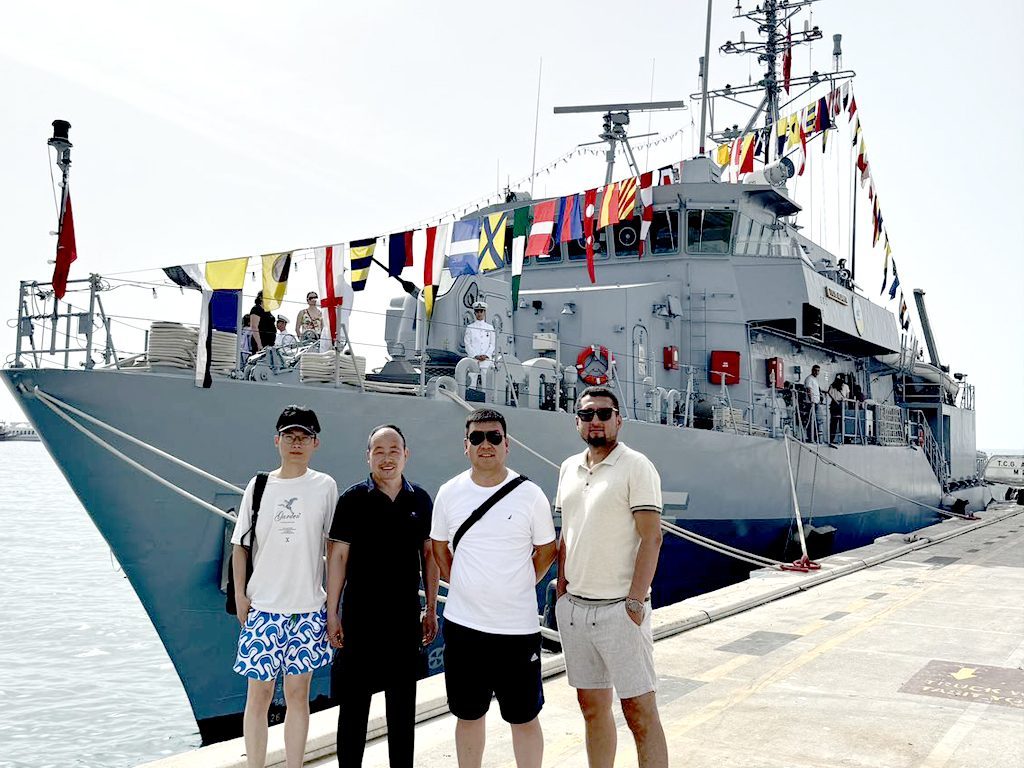 Çinli Ortaklar ve FMWorld Ekibi Kuşadası’nda Amiral Donanmasını Ziyaret Etti - görsel